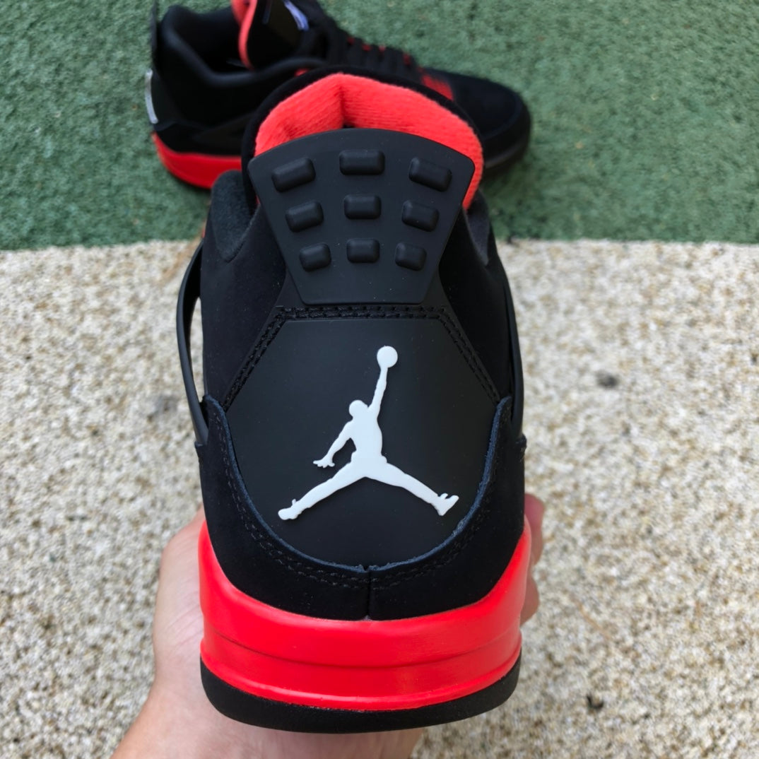 Nike jordan 4