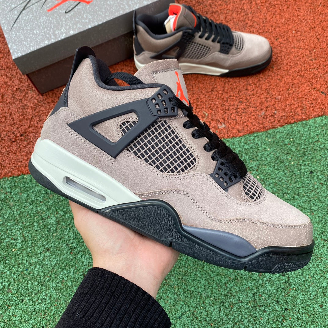 Nike jordan 4