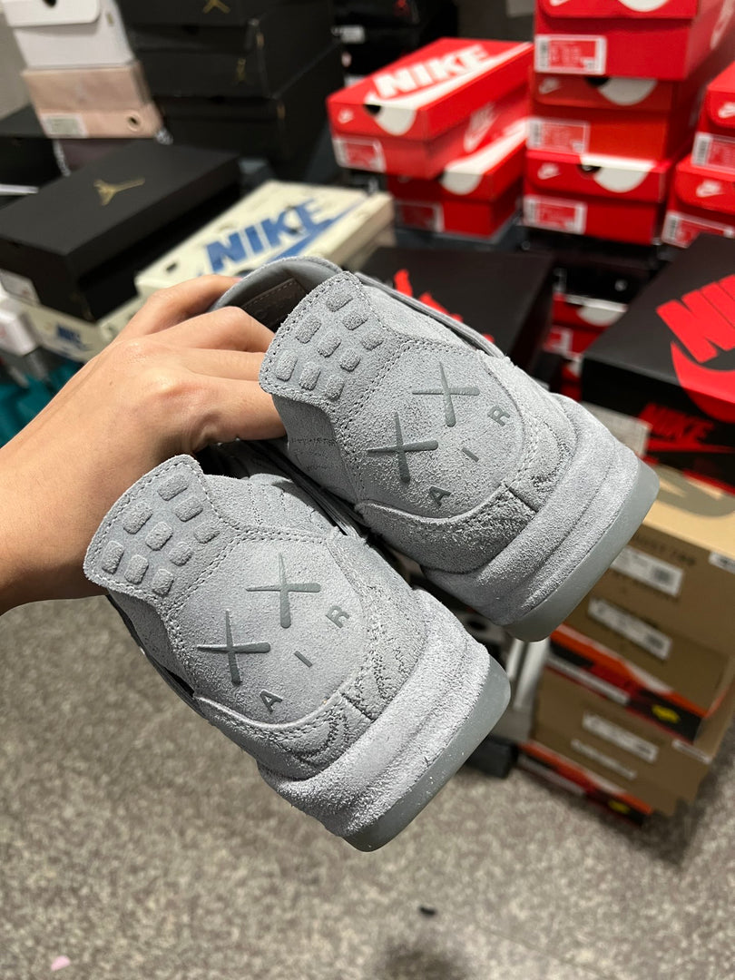 Nike jordan 4