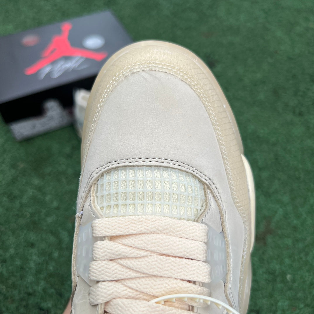 Jordan 4 x OFF-White x WMNS Retro SP