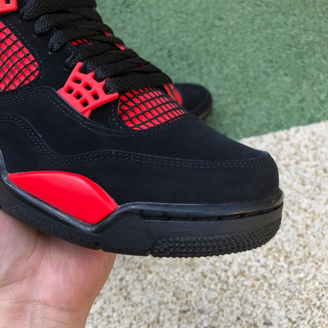 Nike jordan 4