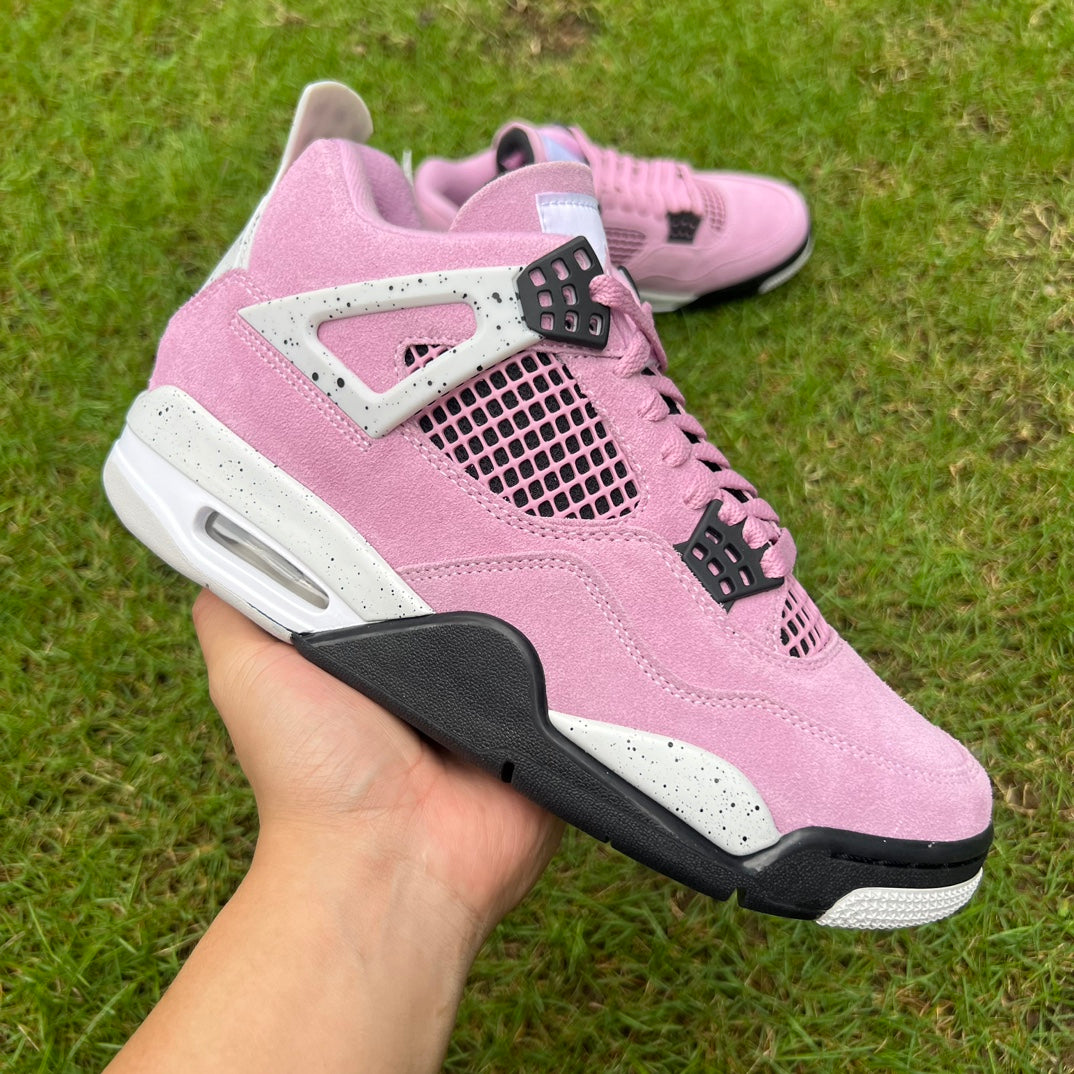 Nike jordan 4