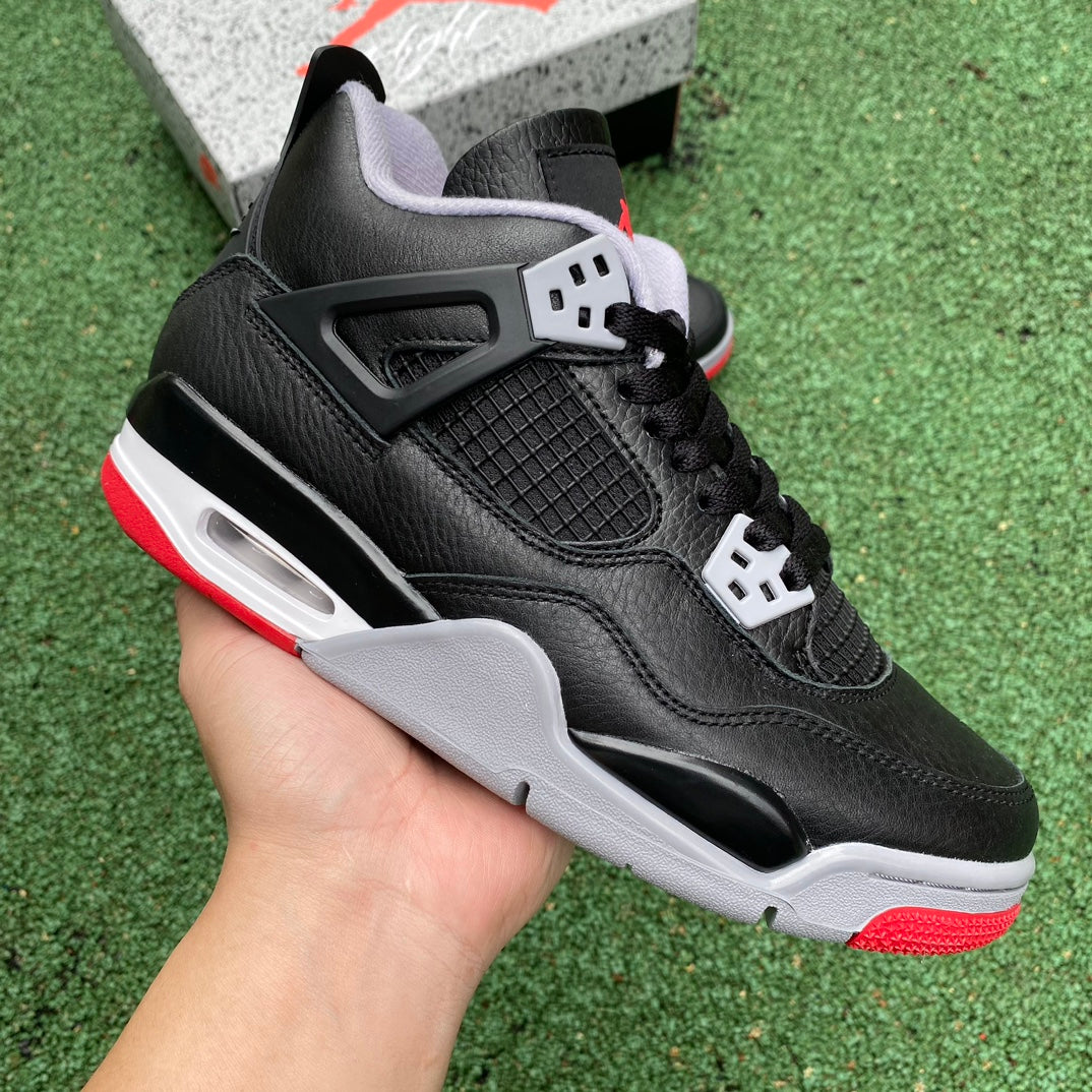 Nike jordan 4