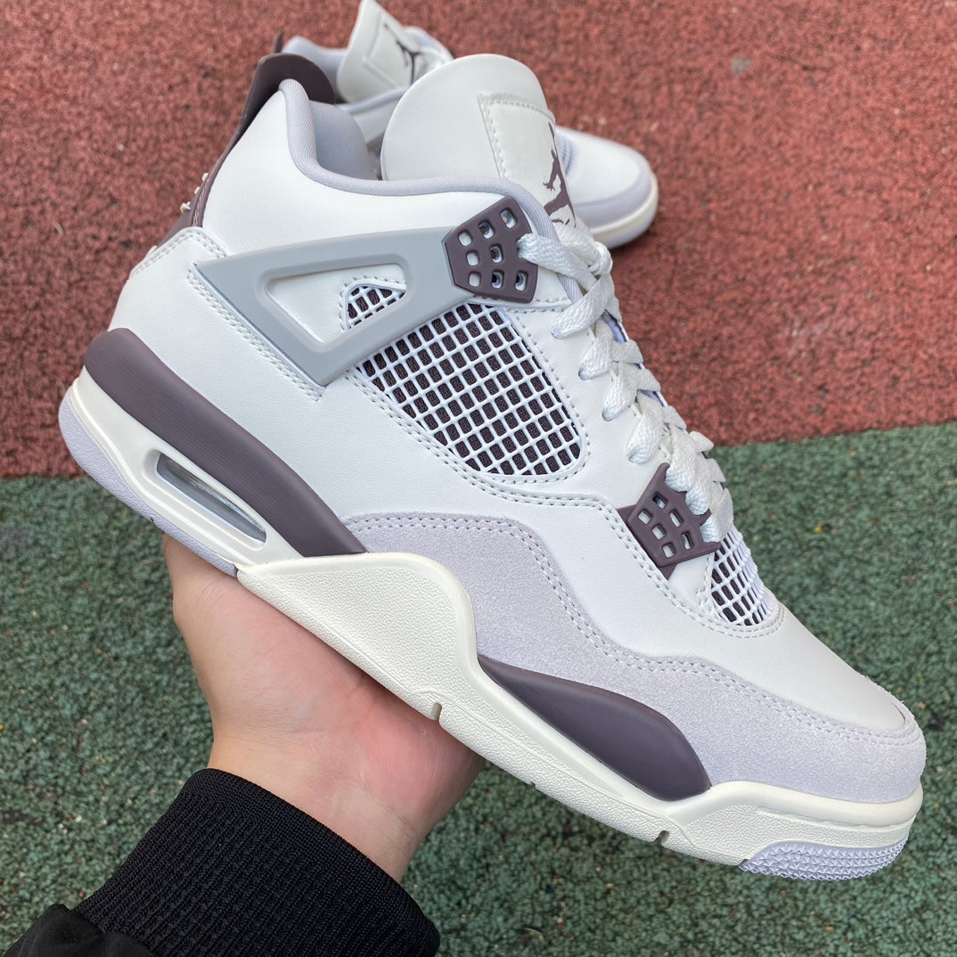 Nike jordan 4