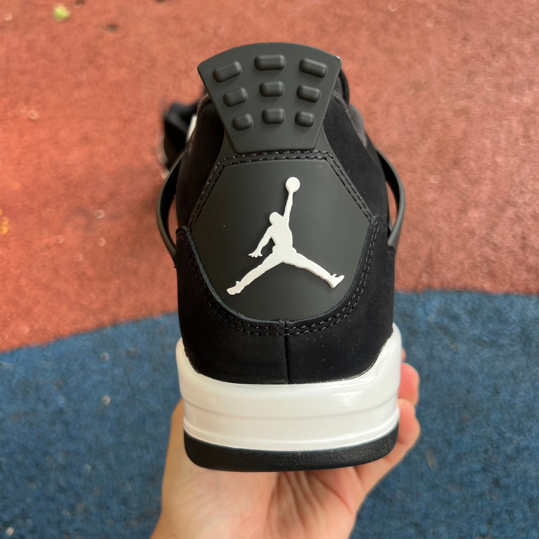 Nike jordan 4