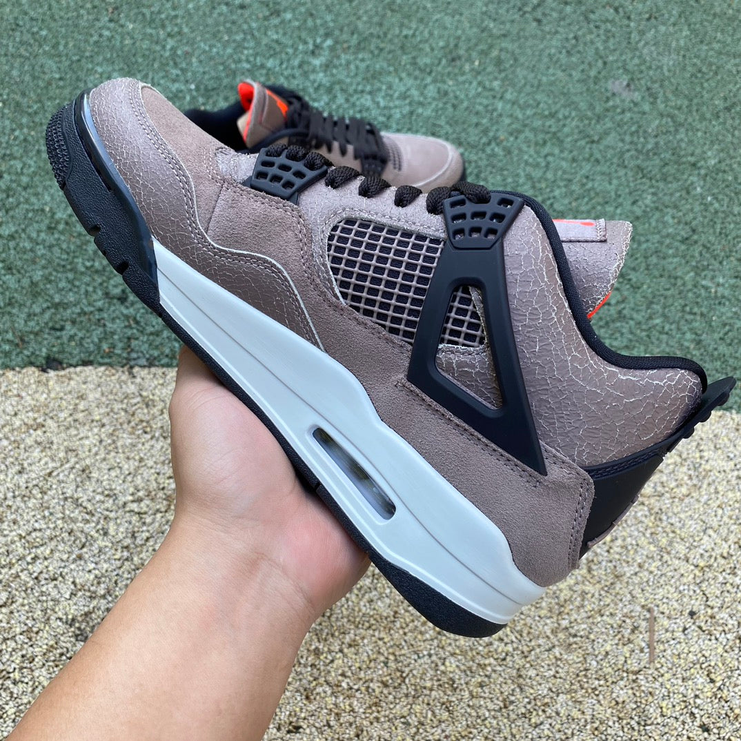 Nike jordan 4