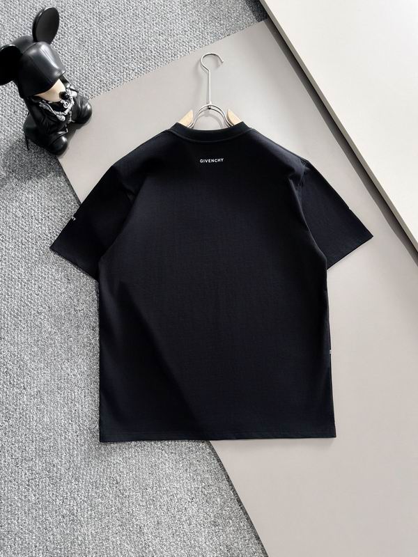 Givenchy T-shirt