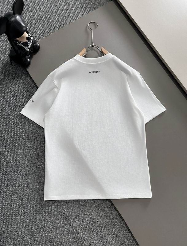 Givenchy T-shirt