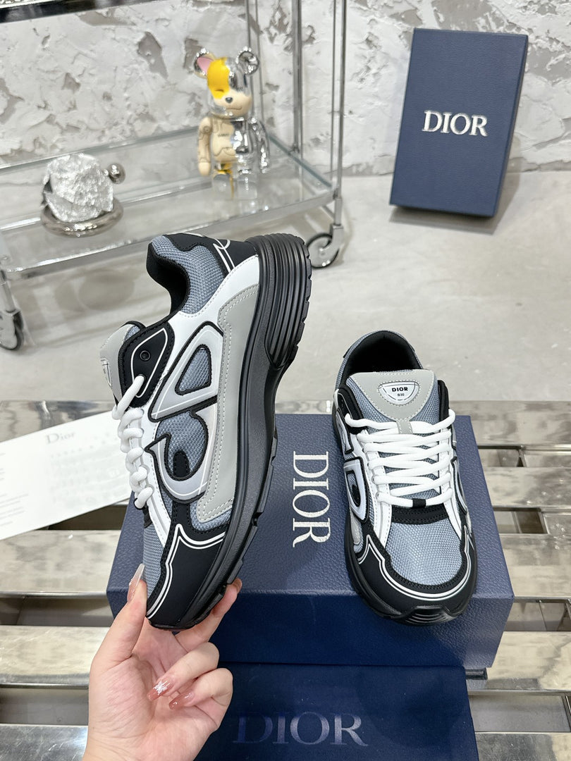 Dior Sneakers