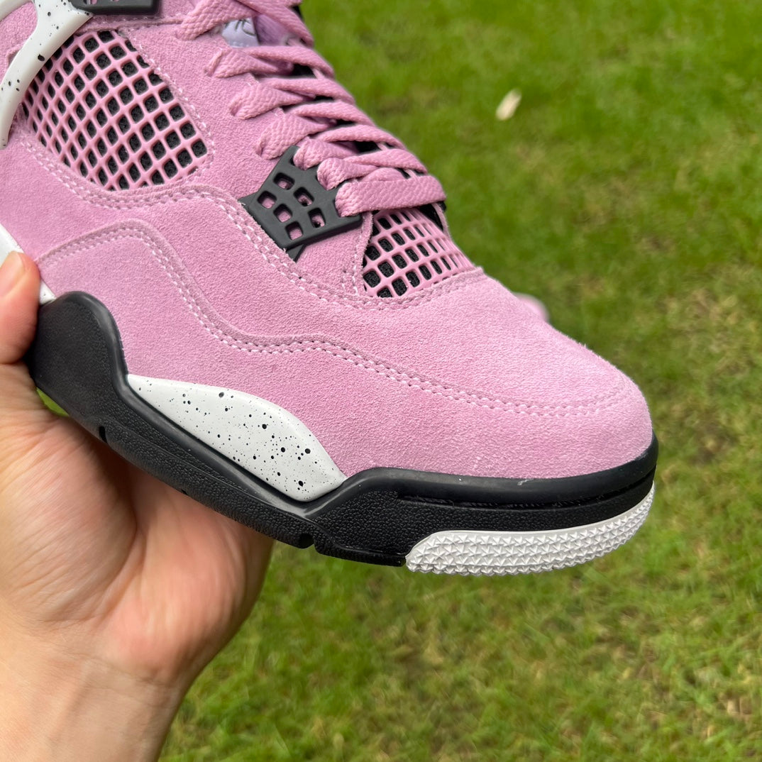 Nike jordan 4