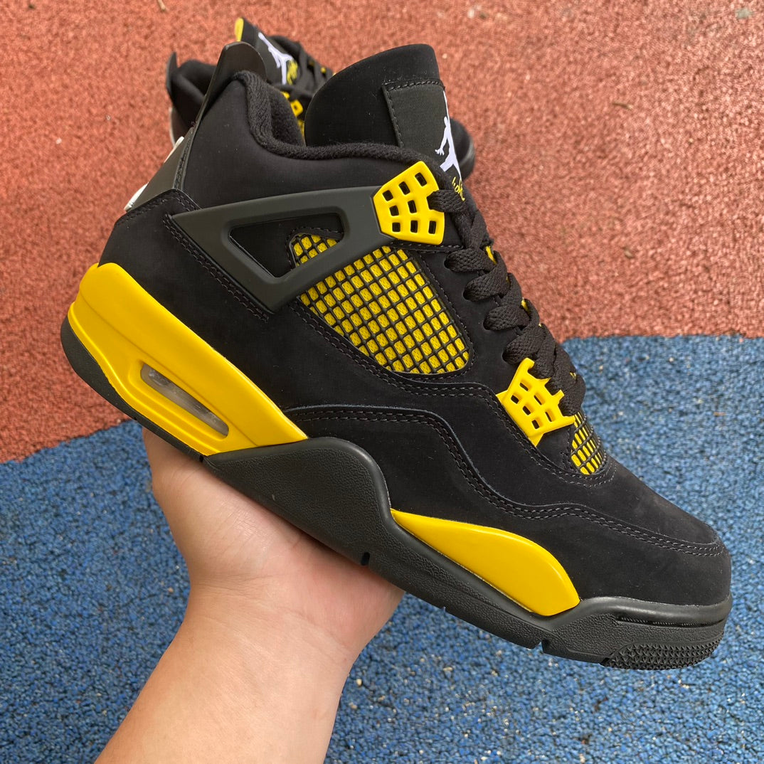 Nike jordan 4