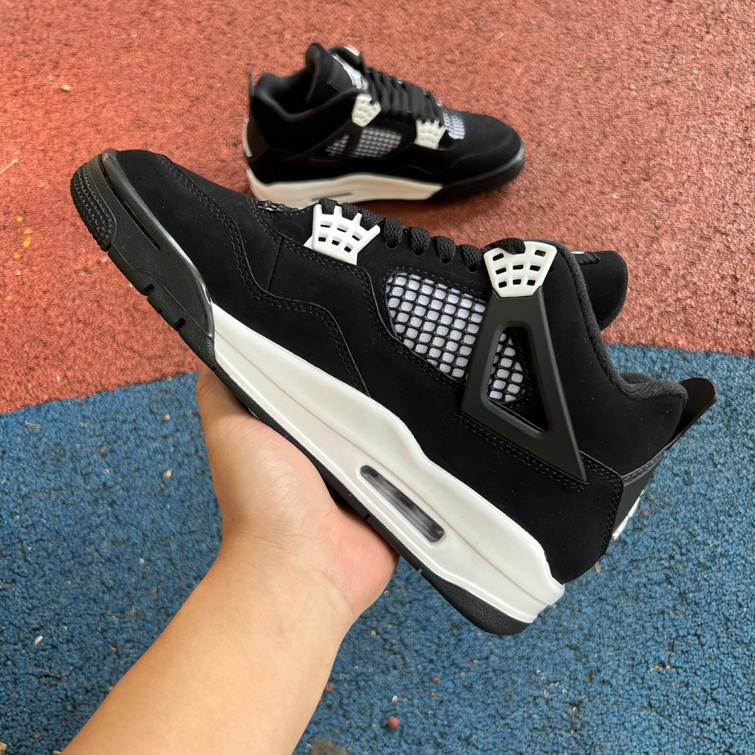 Nike jordan 4
