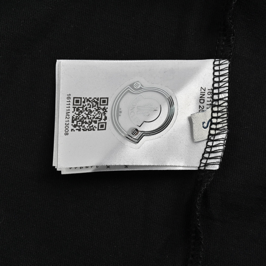 Moncler T-shirt