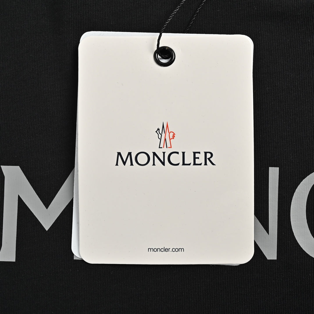 Moncler T-shirt