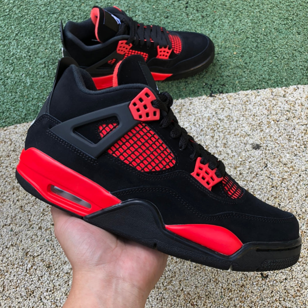Nike jordan 4